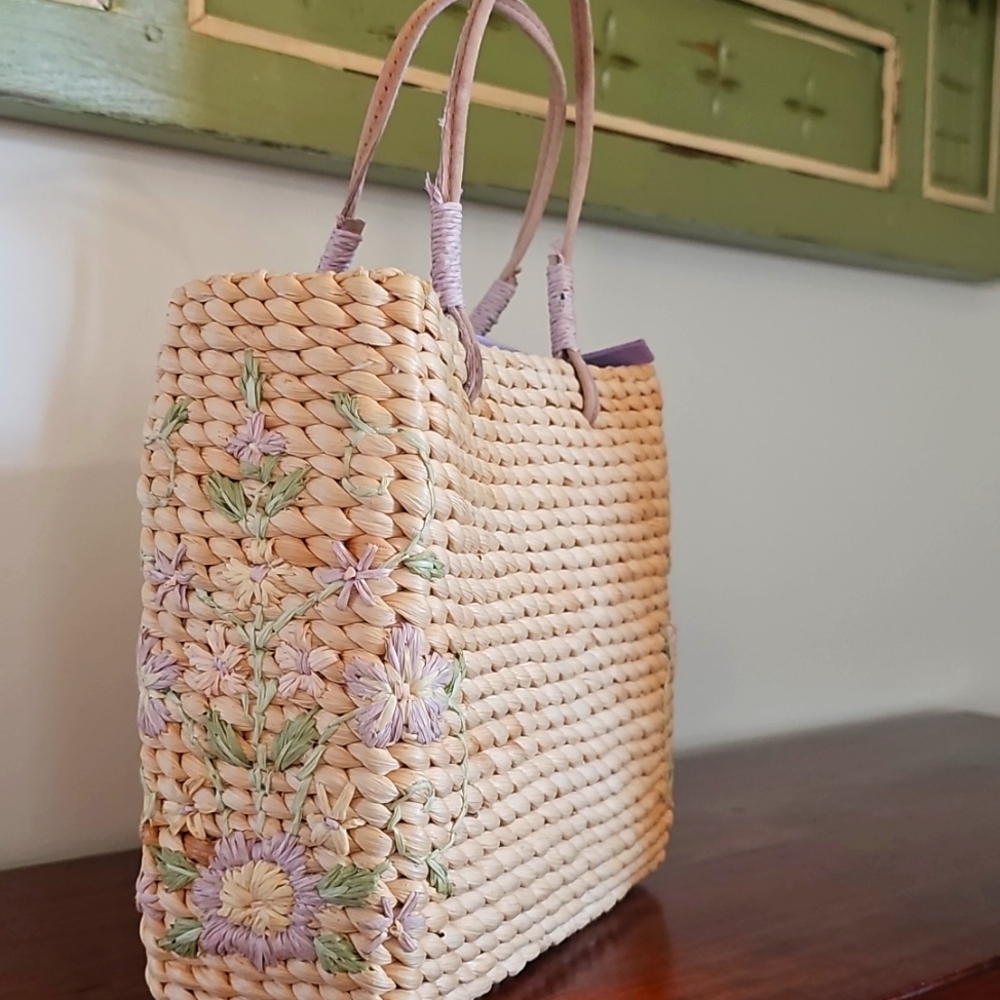 Flower Embroided Wicker Purse -New - Never Used